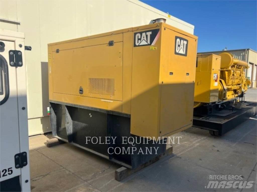 CAT D100 Naftové generátory