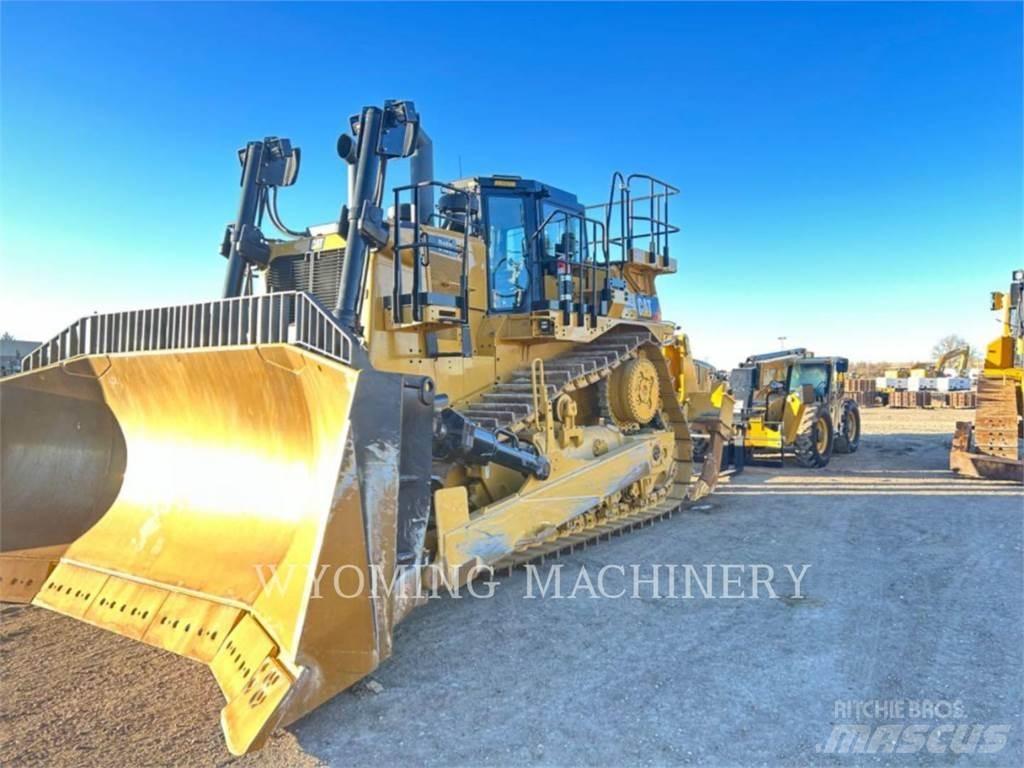 CAT D10T2 Pásové dozéry