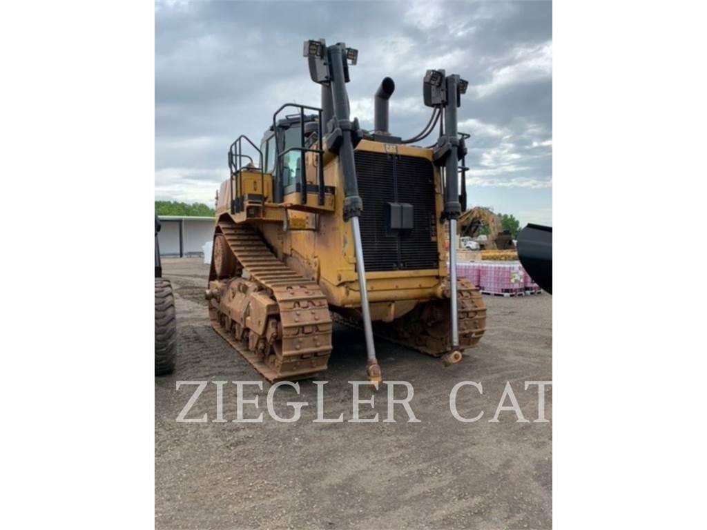 CAT D10T2 Pásové dozéry