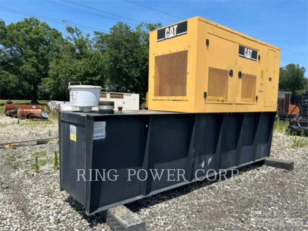 CAT D150-8 Naftové generátory