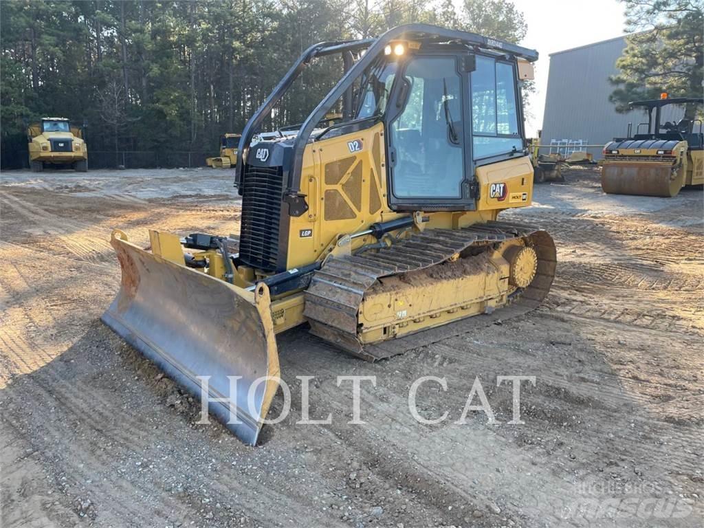 CAT D2-12LGP Pásové dozéry