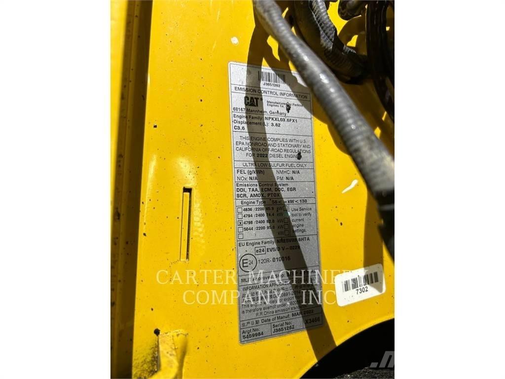 CAT D2-12LGPAR Pásové dozéry