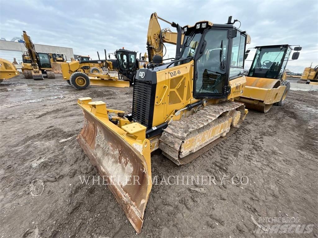 CAT D2 XL Pásové dozéry