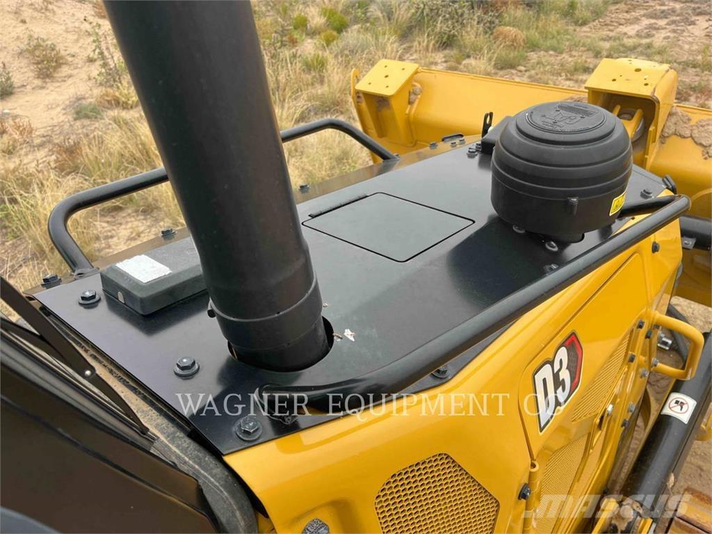 CAT D3 Pásové dozéry