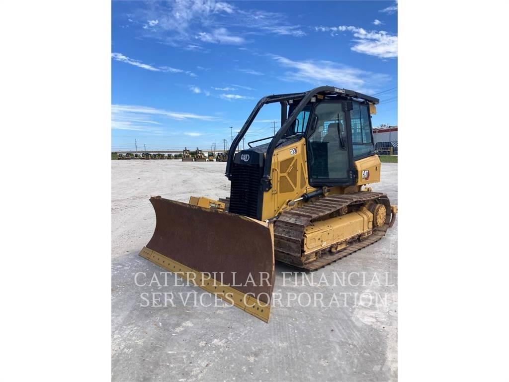 CAT D3-12 Pásové dozéry