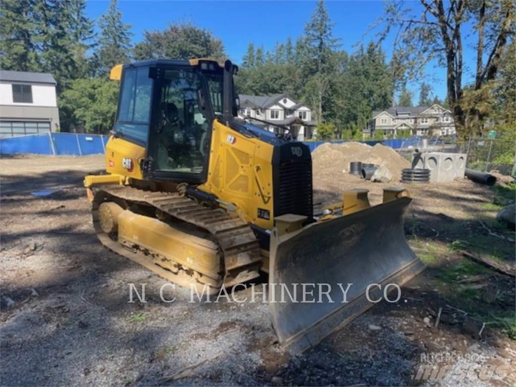 CAT D3 CB Pásové dozéry
