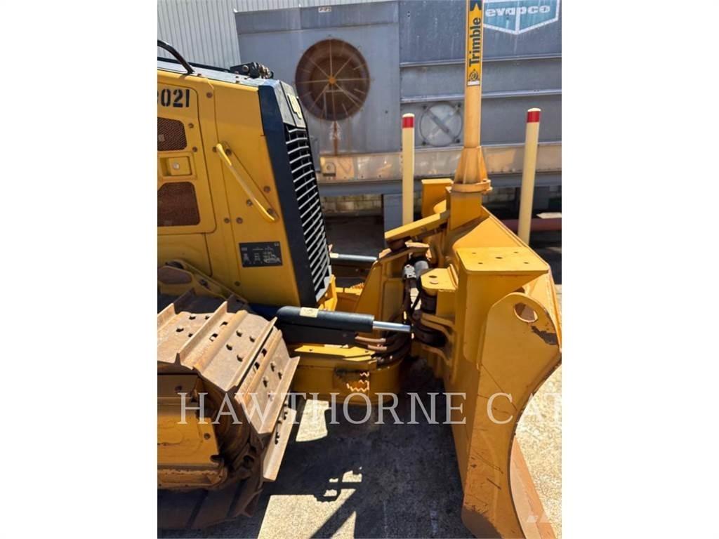 CAT D3 EW Pásové dozéry