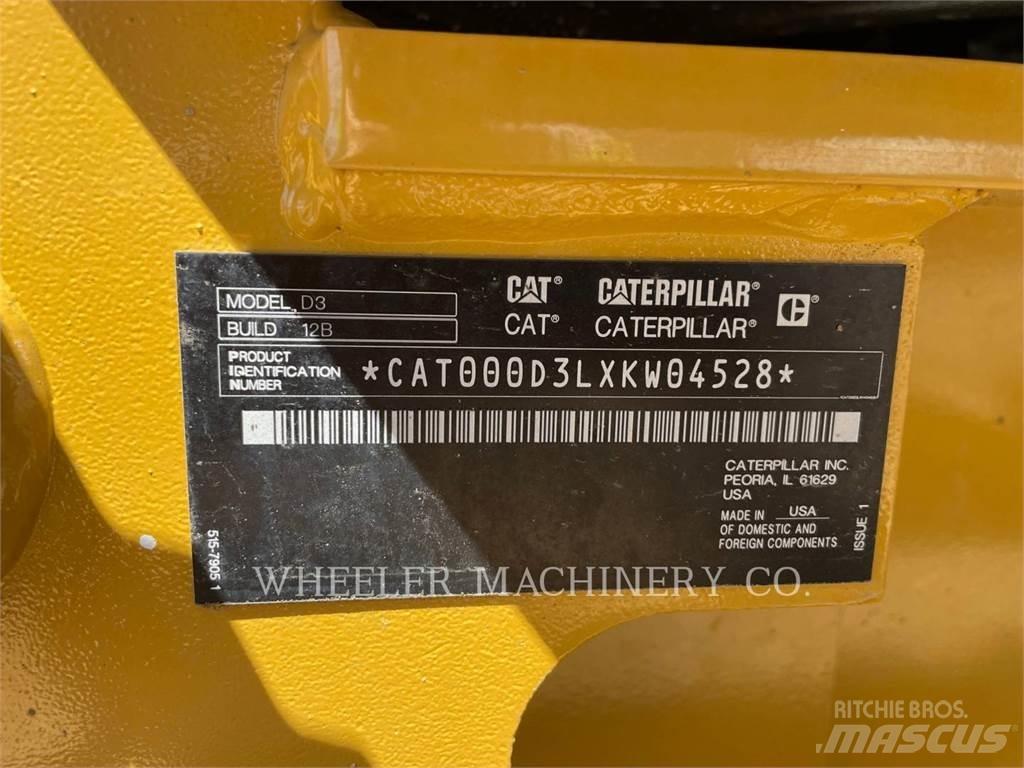 CAT D3 XL Pásové dozéry