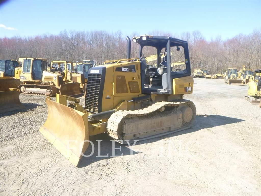 CAT D3K2XL Pásové dozéry