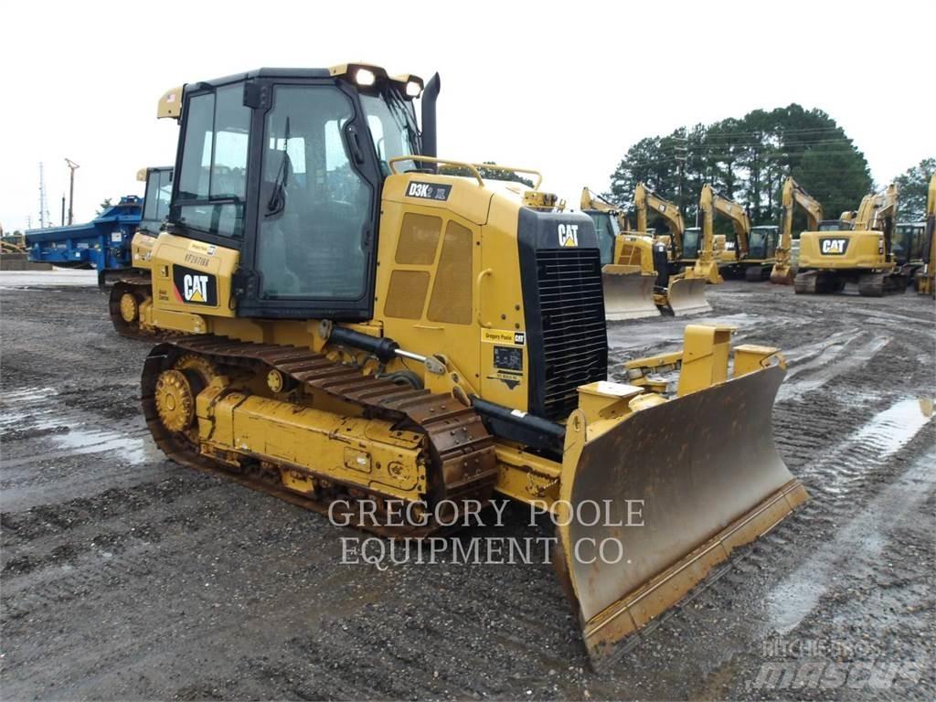 CAT D3K2XL Pásové dozéry