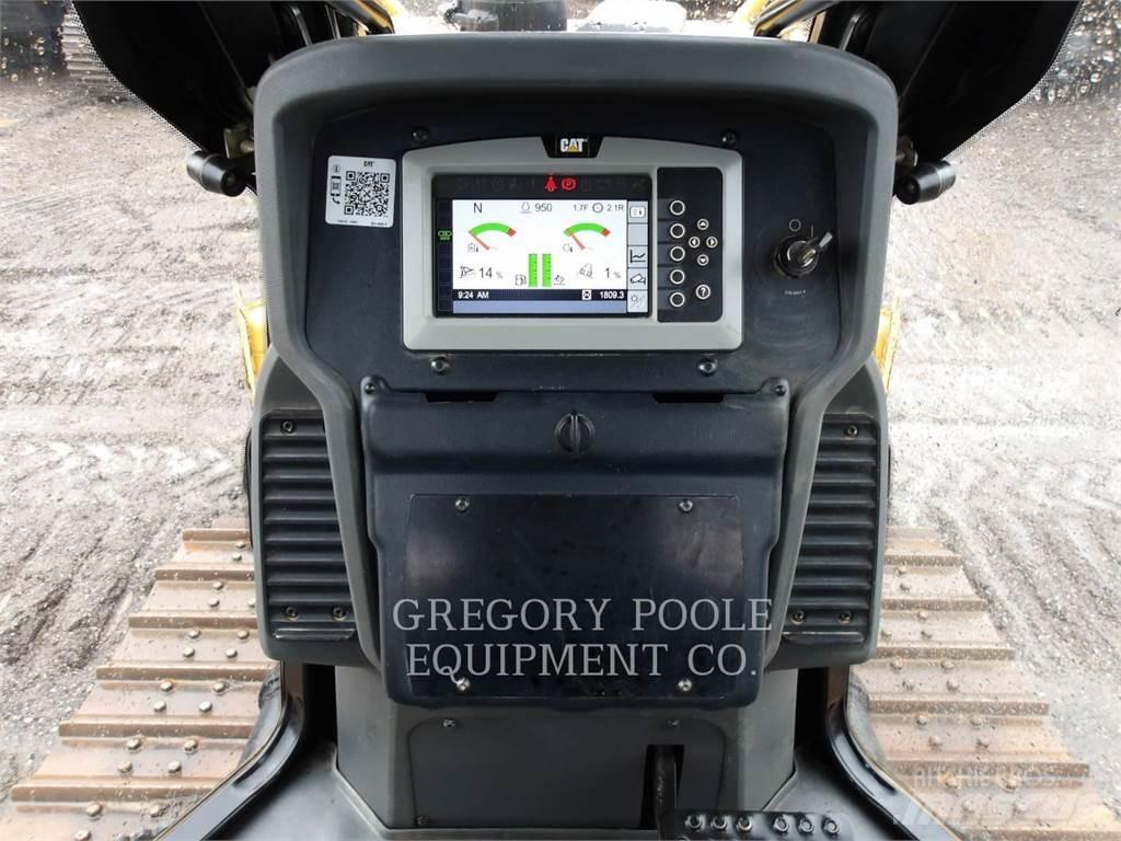 CAT D3K2XL Pásové dozéry