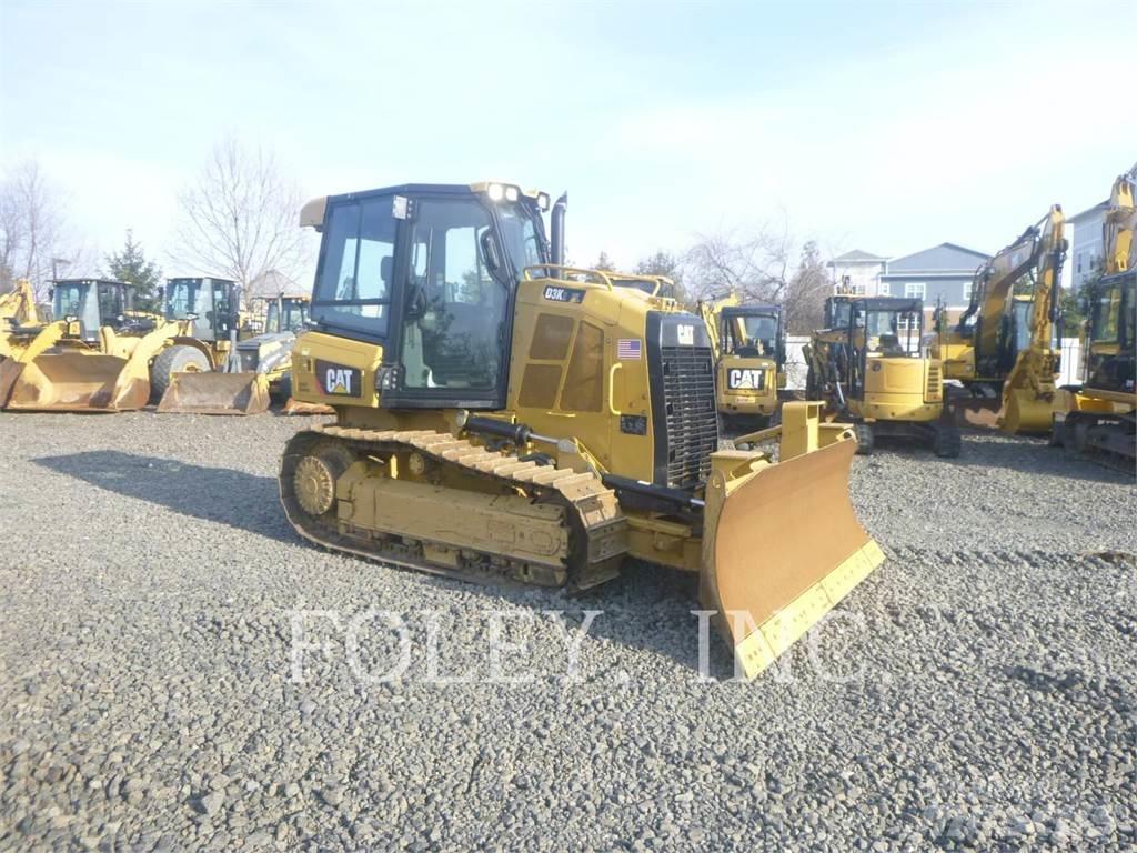 CAT D3K2XL Pásové dozéry