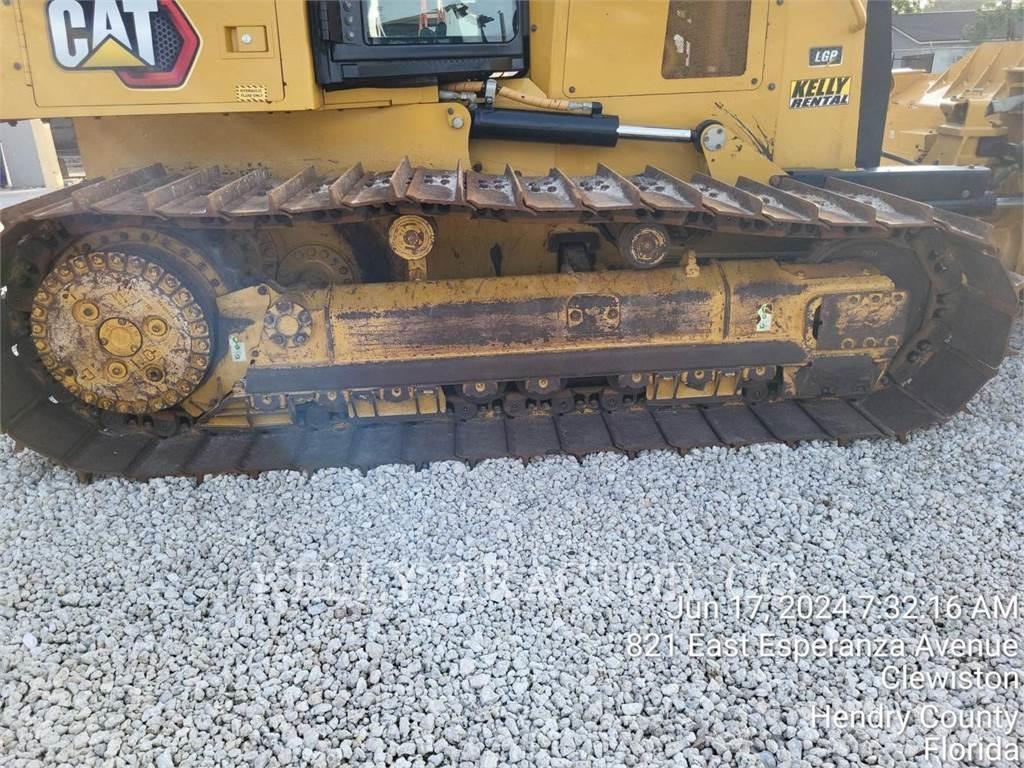 CAT D4 Pásové dozéry