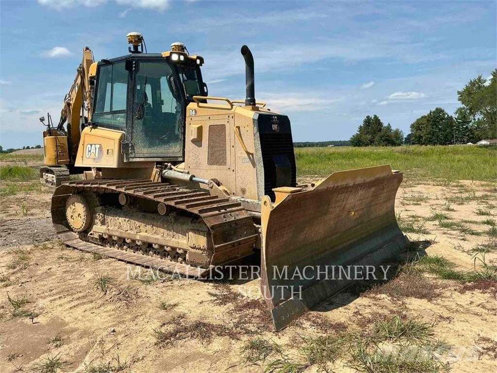 CAT D4 Pásové dozéry