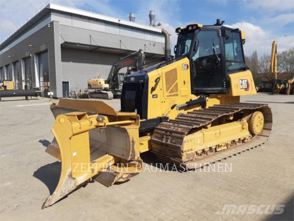 CAT D4-16A Pásové dozéry