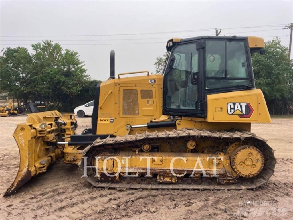 CAT D4 CAB Pásové dozéry