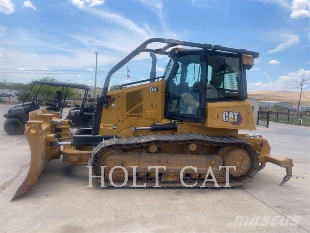 CAT D4 CAB Pásové dozéry