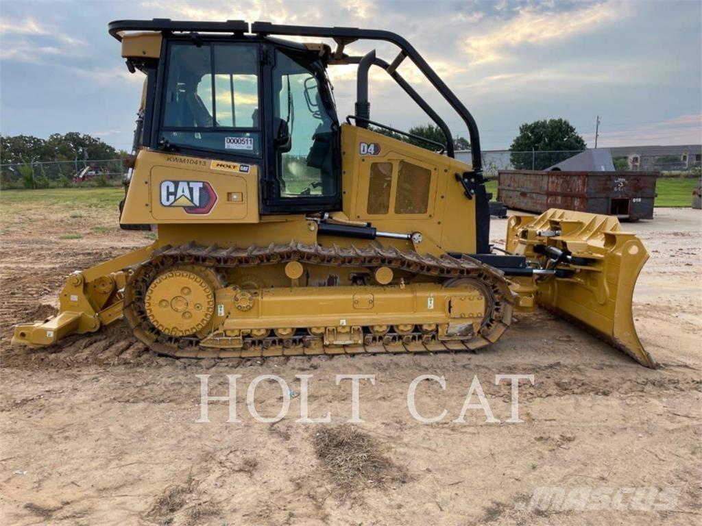 CAT D4 CAB Pásové dozéry