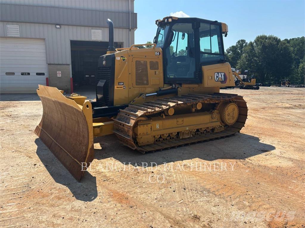 CAT D4 LGP Pásové dozéry