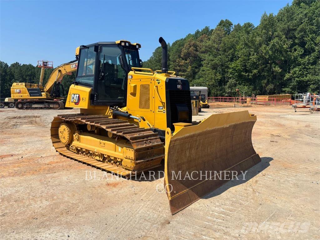 CAT D4 LGP Pásové dozéry