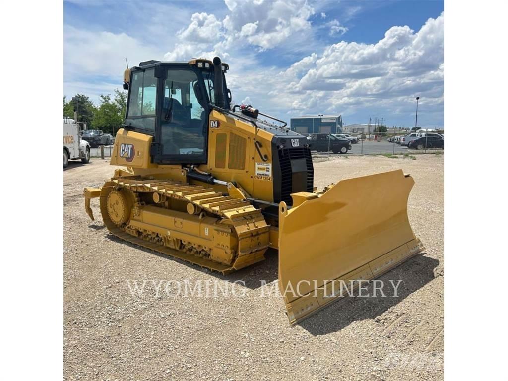 CAT D4 VP Pásové dozéry