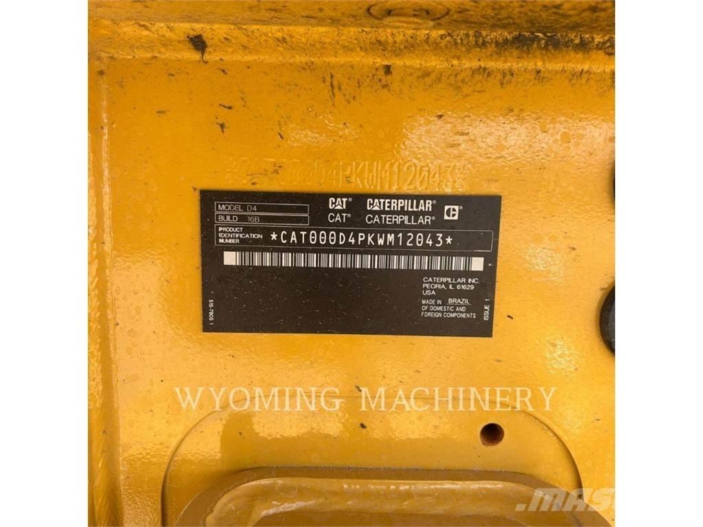 CAT D4 VP Pásové dozéry