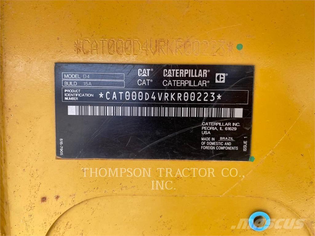 CAT D4 VP Pásové dozéry
