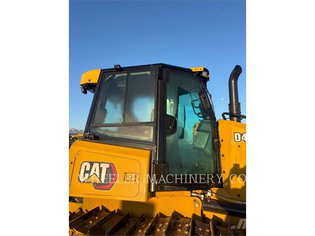 CAT D4 XL Pásové dozéry
