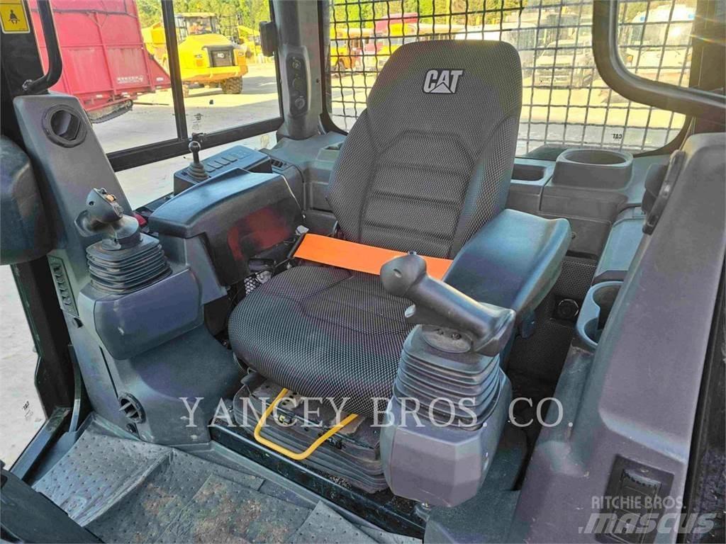 CAT D416VP Pásové dozéry