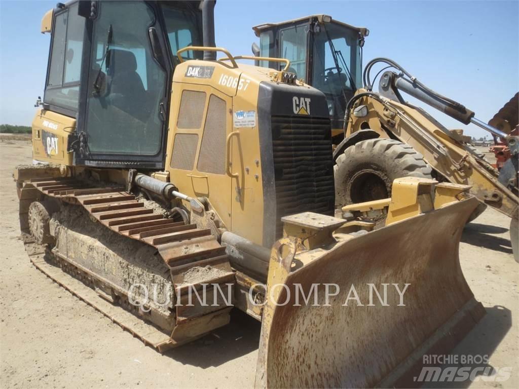 CAT D4K2 Pásové dozéry