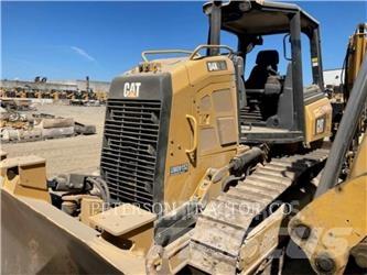 CAT D4K2 Pásové dozéry