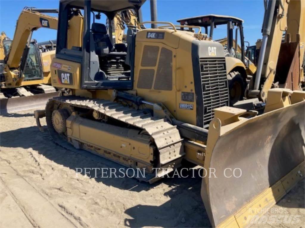 CAT D4K2 Pásové dozéry