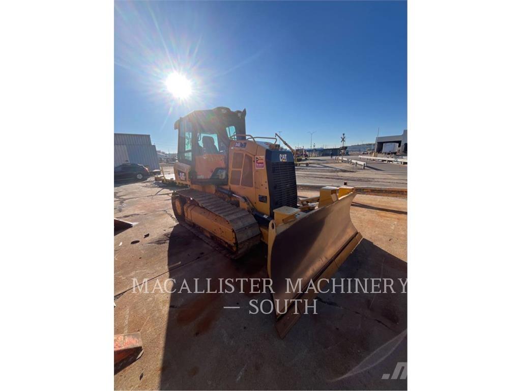 CAT D4K2XL Pásové dozéry