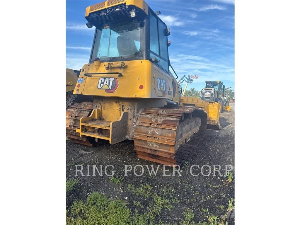 CAT D4VP Pásové dozéry