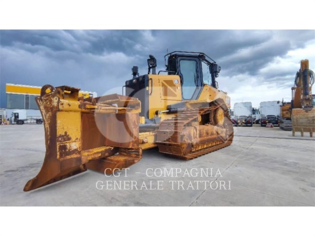 CAT D5 Pásové dozéry