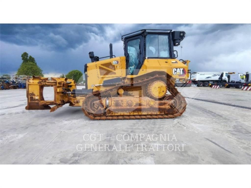 CAT D5 Pásové dozéry