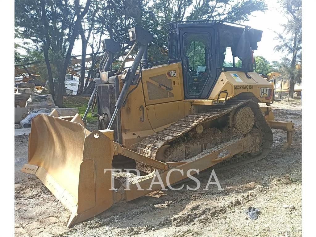 CAT D5 Traktory