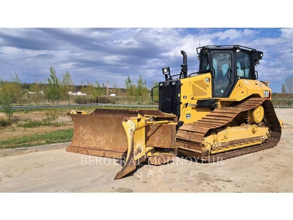 CAT D5 Pásové dozéry