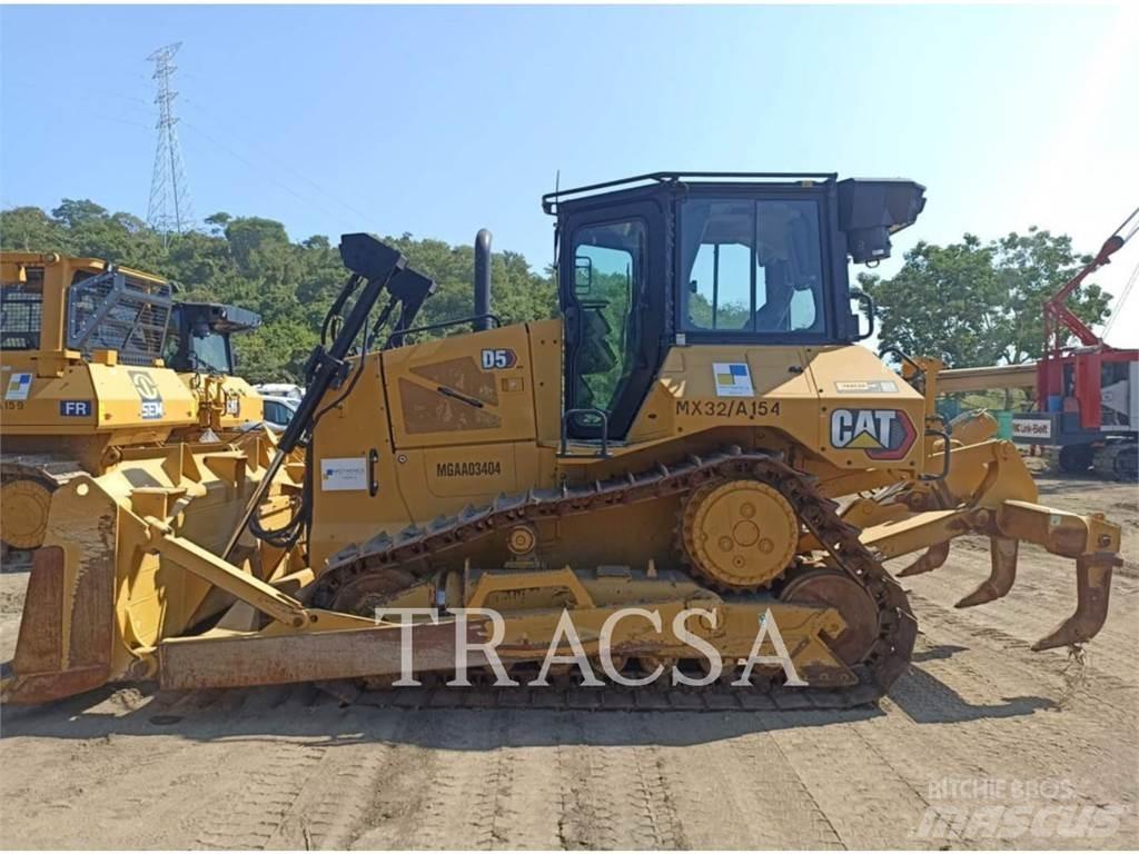 CAT D5 Pásové dozéry
