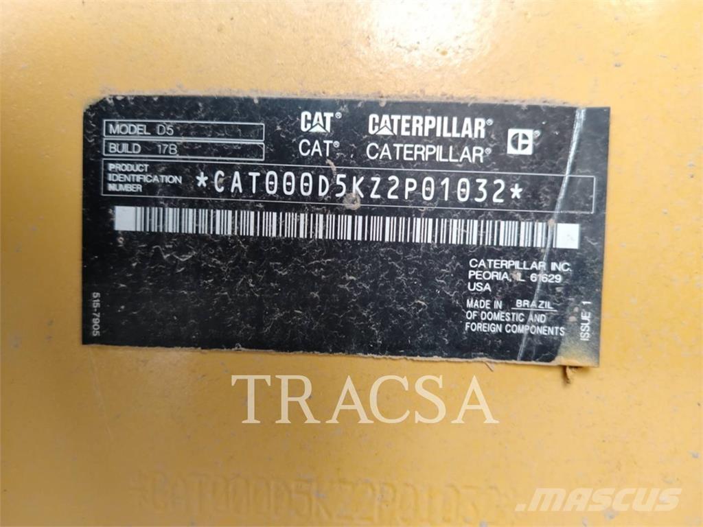 CAT D5 Pásové dozéry