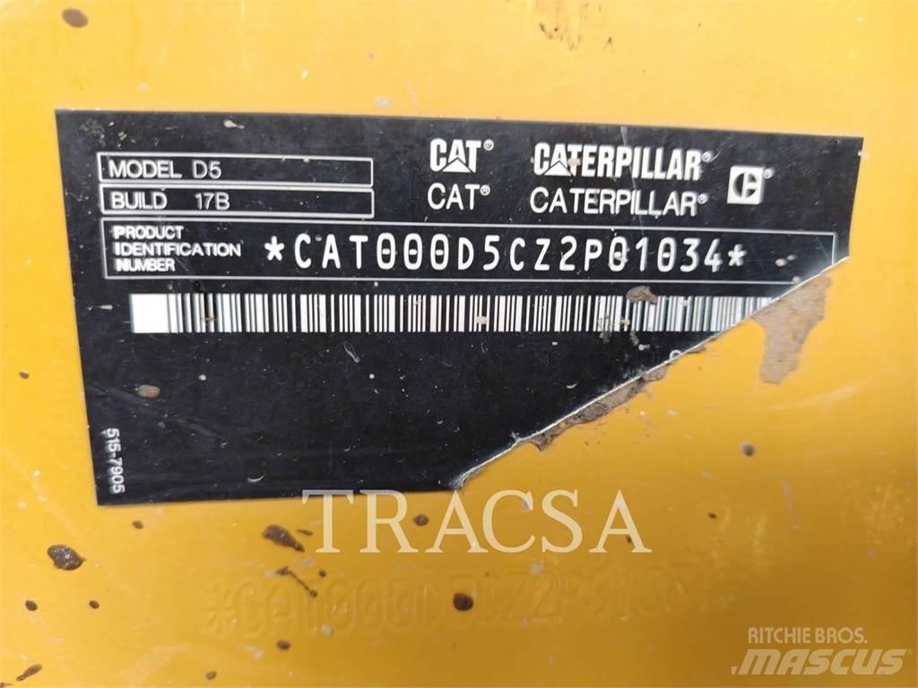 CAT D5 Pásové dozéry