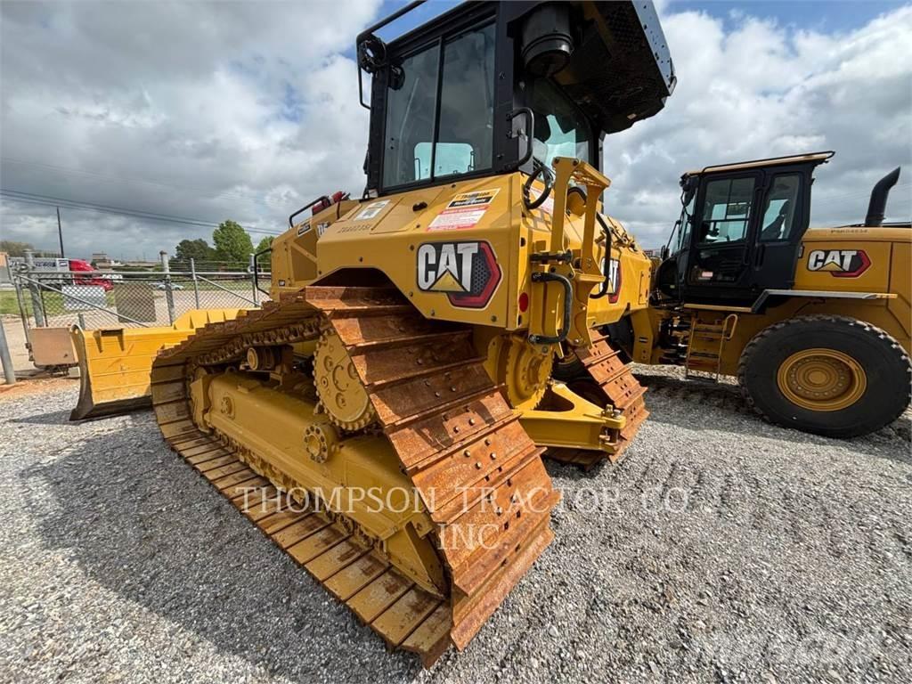 CAT D5 Pásové dozéry