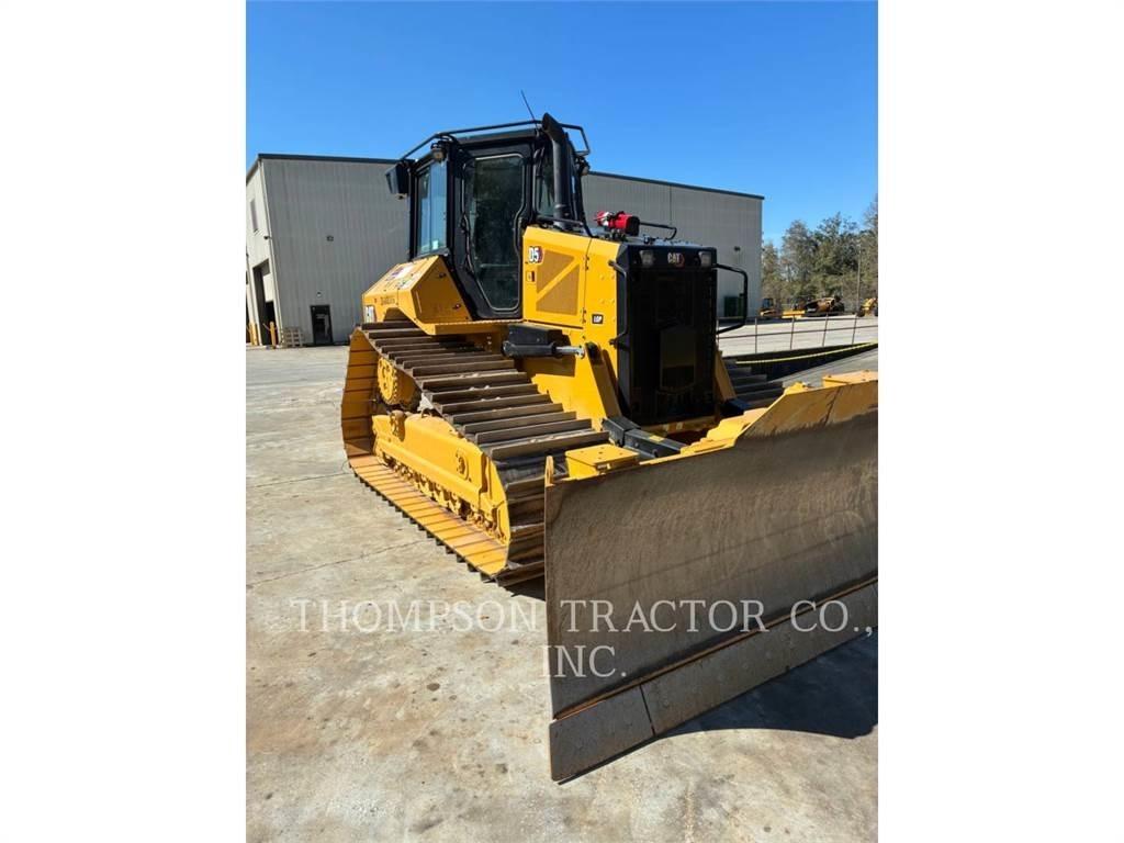 CAT D5 Pásové dozéry