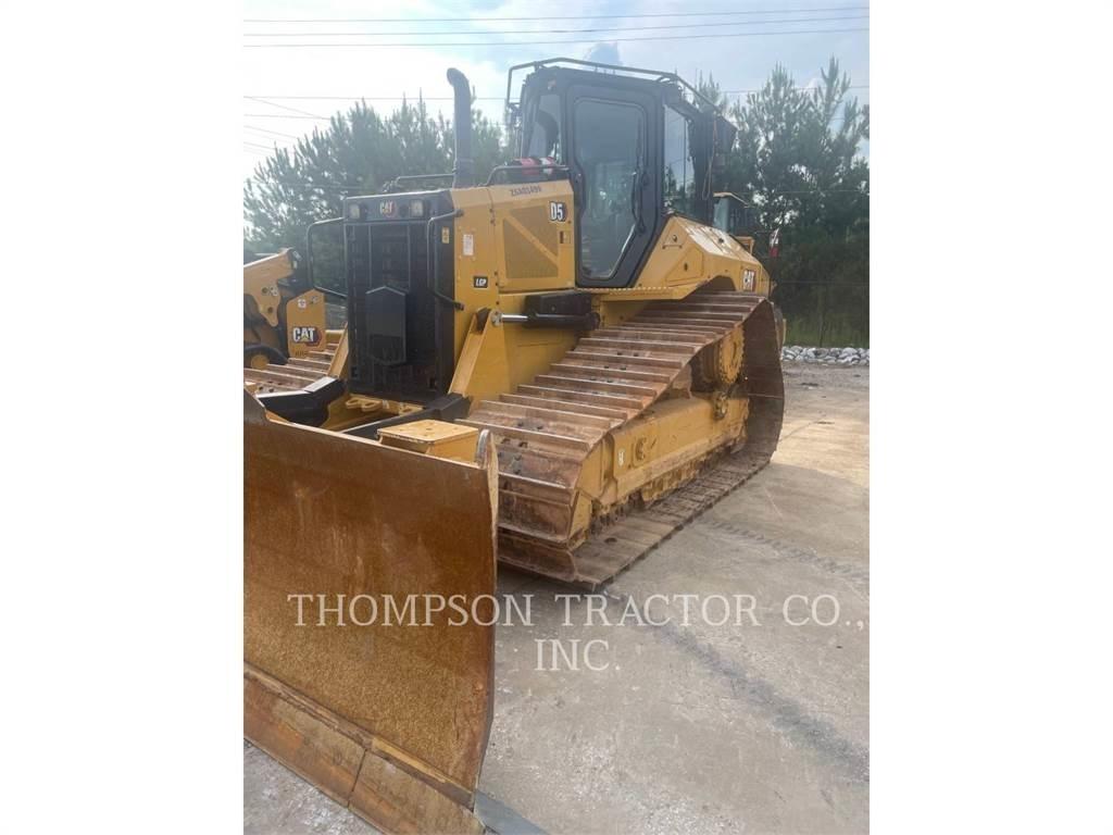 CAT D5 Pásové dozéry