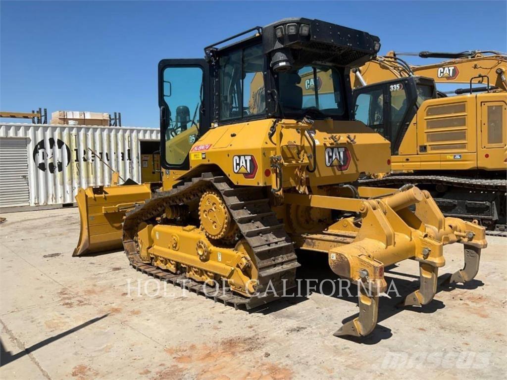 CAT D5 Pásové dozéry