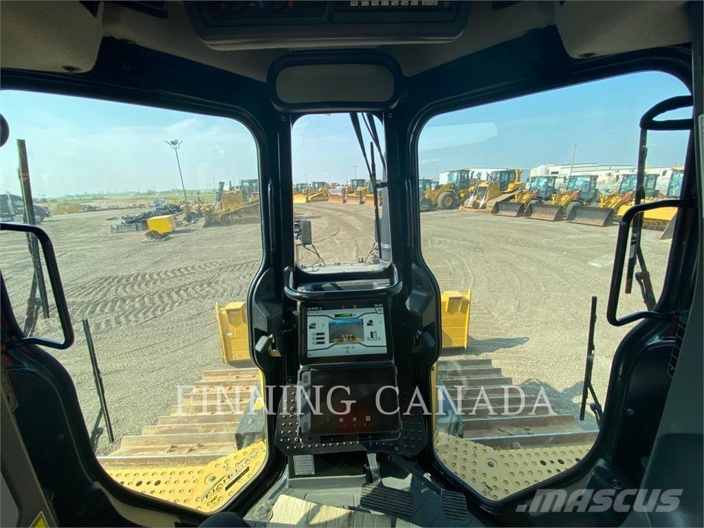 CAT D5 Pásové dozéry
