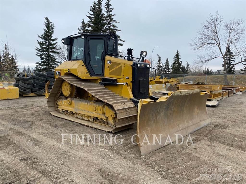 CAT D5-17 Pásové dozéry