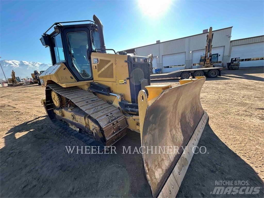 CAT D5-17 XL Pásové dozéry
