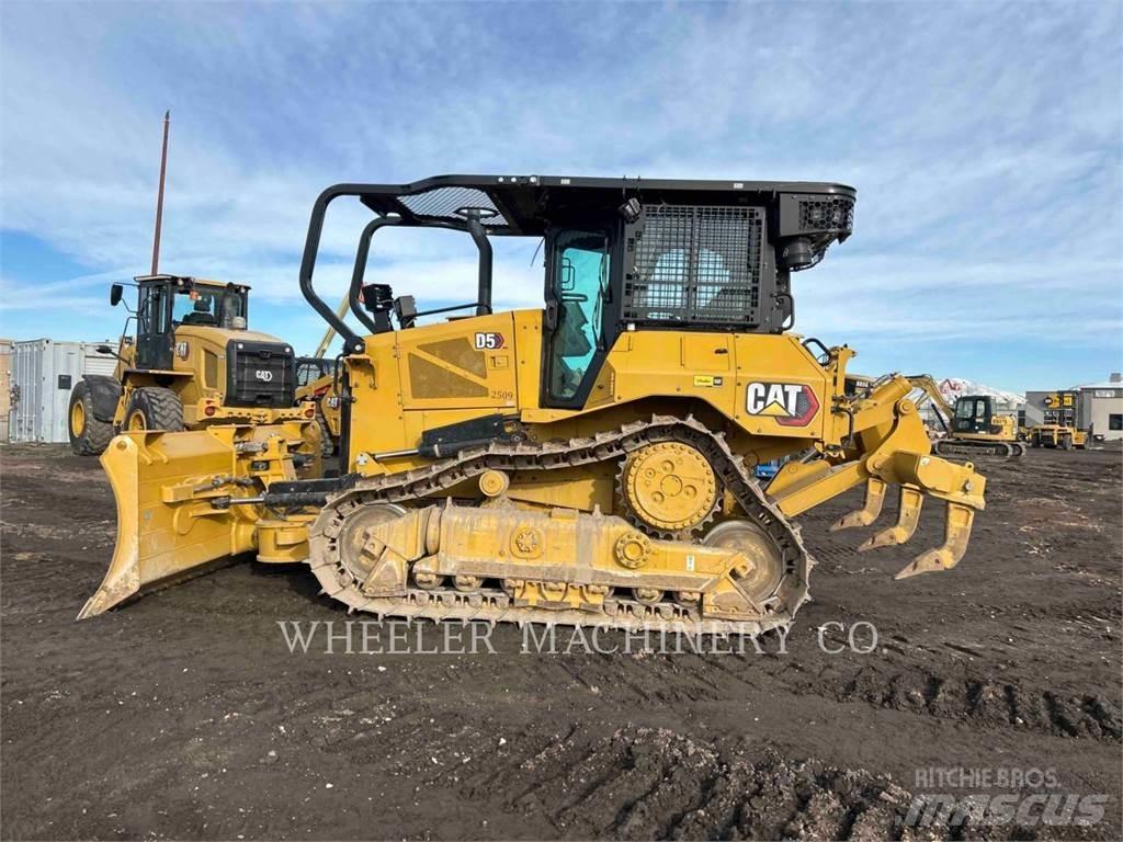 CAT D5-17 XL Pásové dozéry