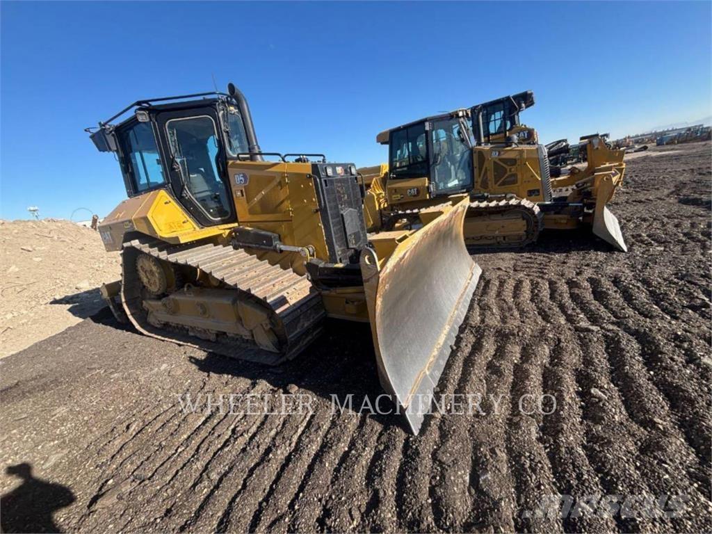 CAT D5-17 XL Pásové dozéry